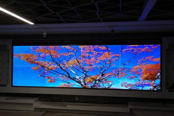 無縫拼接屏在城市售樓中心的應(yīng)用能起到哪些作用？