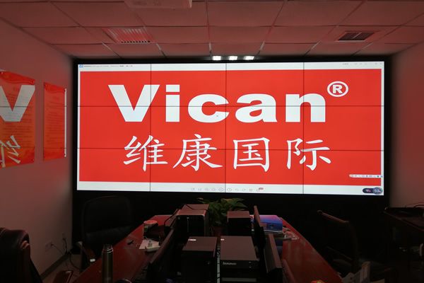在拼接屏上同時顯示多臺電腦信號該如何實現(xiàn)？