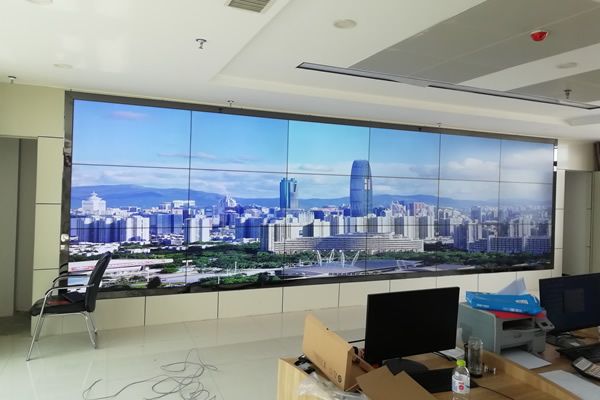 疫情當下，拼接屏廠家該如何發(fā)展？