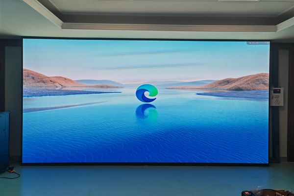 LED顯示屏出現(xiàn)黑屏、花屏、閃屏的主要原因與解決方法