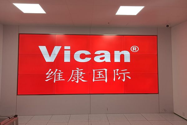 拼接屏是怎么實(shí)現(xiàn)點(diǎn)對(duì)點(diǎn)拼接顯示的？拼接屏點(diǎn)對(duì)點(diǎn)顯示解決方案