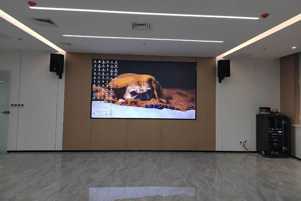 會議室適合使用LED顯示屏嗎，有哪些應(yīng)用優(yōu)勢？