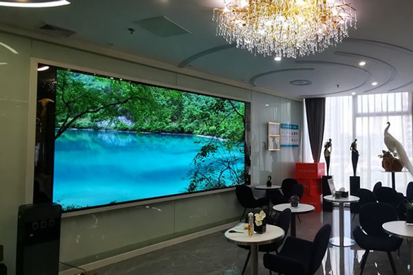 LED顯示屏可以當(dāng)家庭電視使用嗎，用哪種規(guī)格型號(hào)的好？